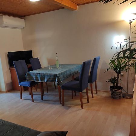 Apartment Valenta ポレッチ エクステリア 写真