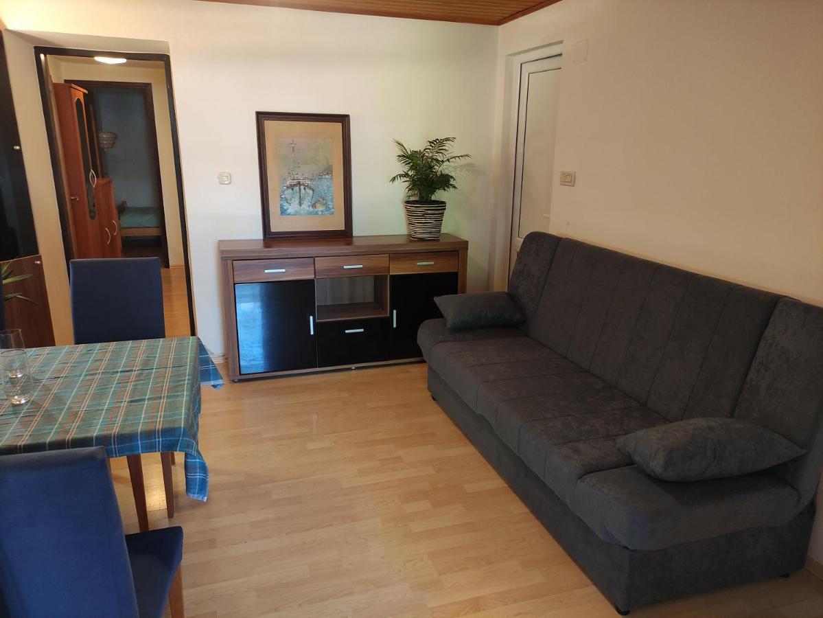 Apartment Valenta ポレッチ エクステリア 写真