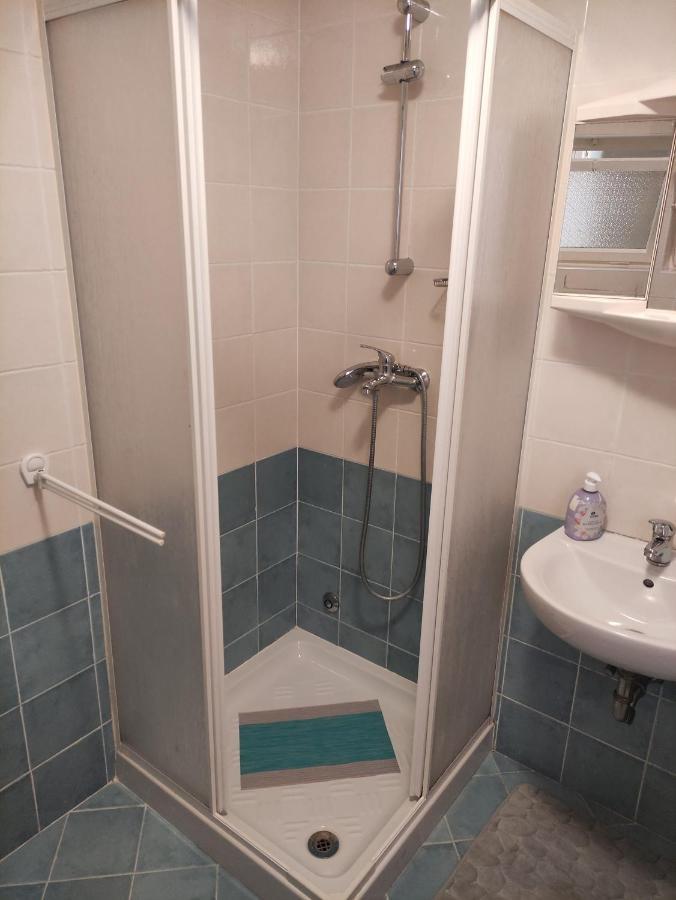 Apartment Valenta ポレッチ エクステリア 写真